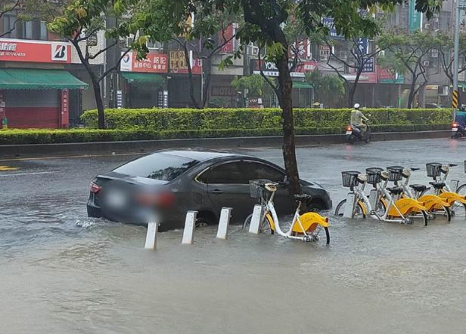 馬路淹水夢境解析 馬路淹水夢境解析