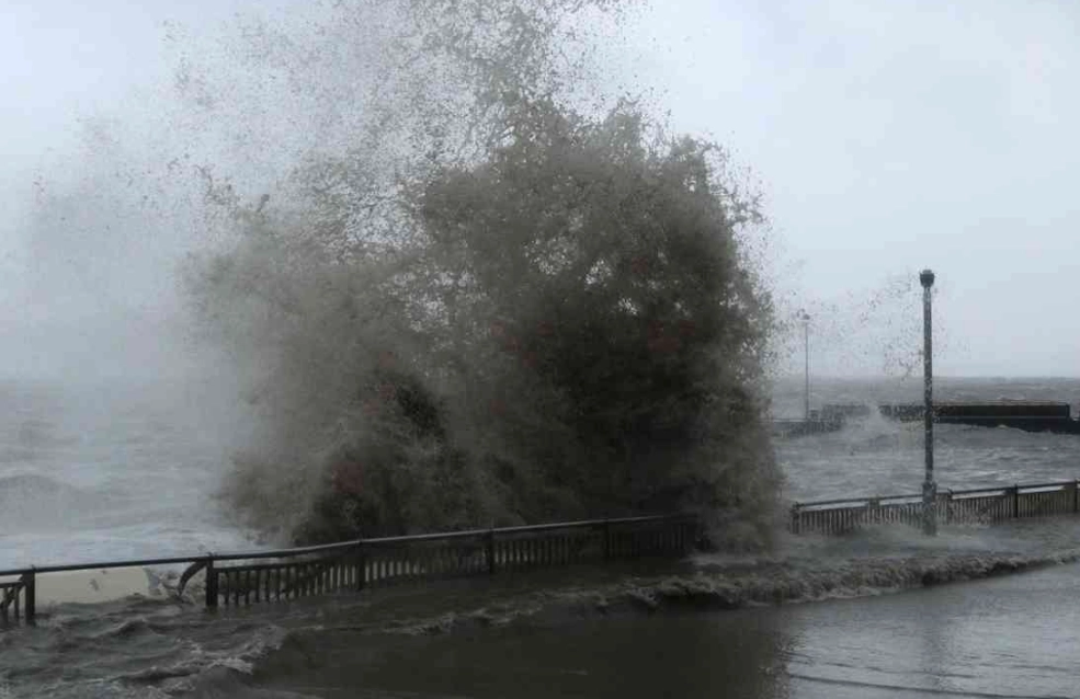 海水倒灌夢境 海水倒灌夢境