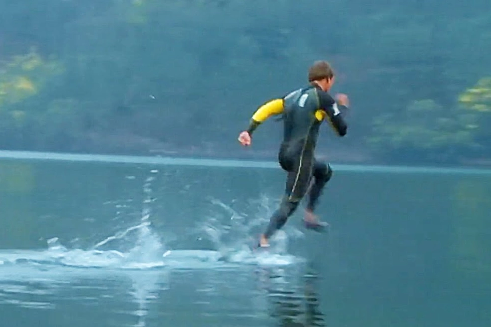 水裡走路 夢境 水裡走路 夢境