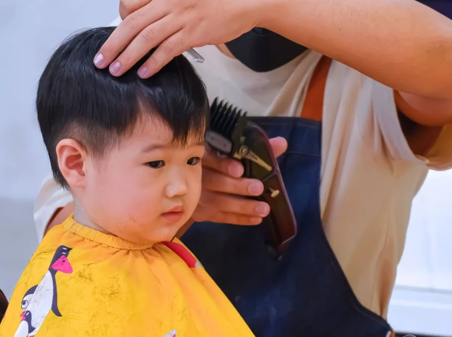 兒子剪頭髮夢境