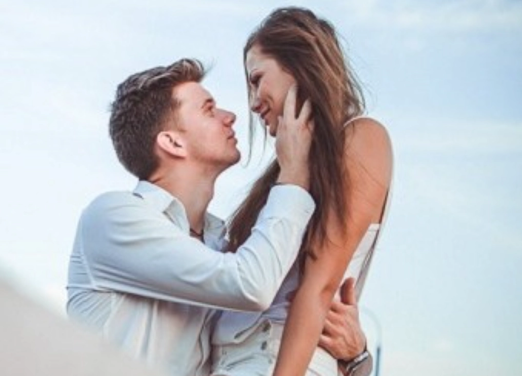 夢到前男友挽回我 意思