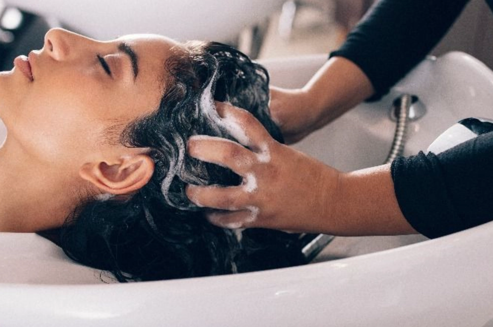 夢見去髮廊洗頭 意思