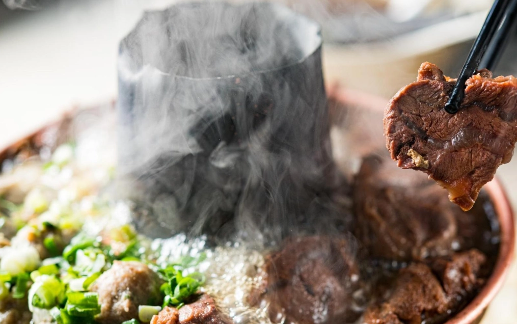 炭火牛肉火鍋推薦