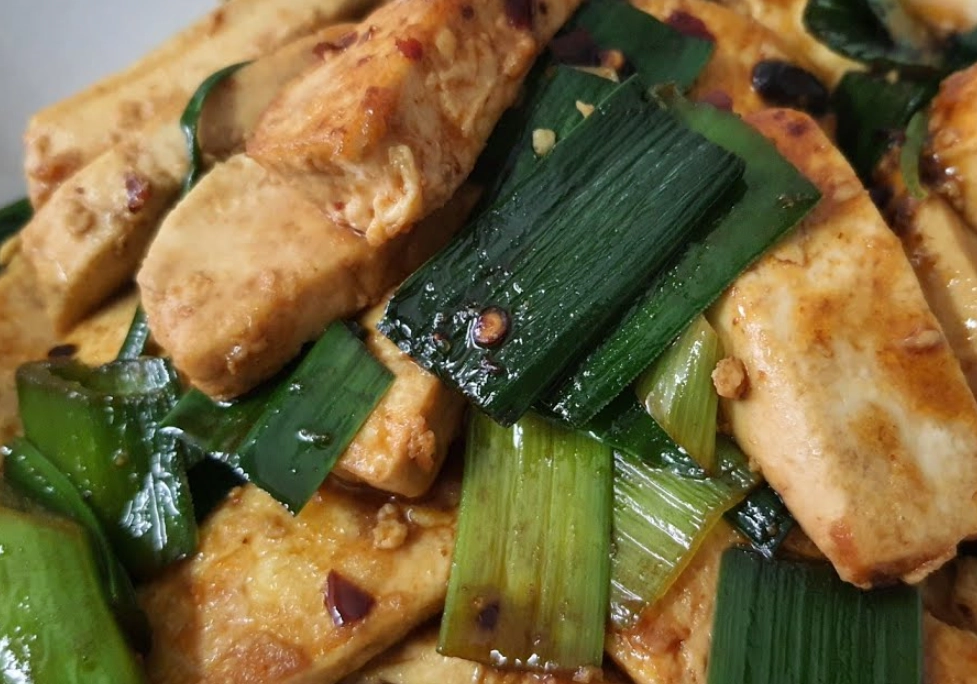 蒜苗炒豆干做法 蒜苗炒豆干做法