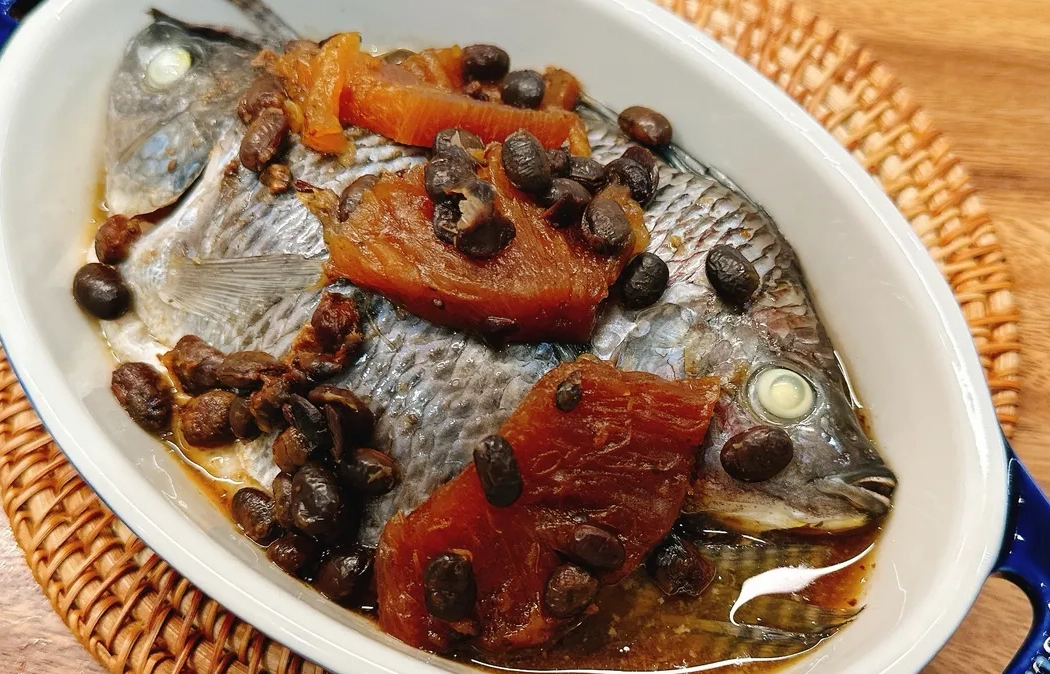 蔭鳳梨蒸魚 餐廳 蔭鳳梨蒸魚 餐廳