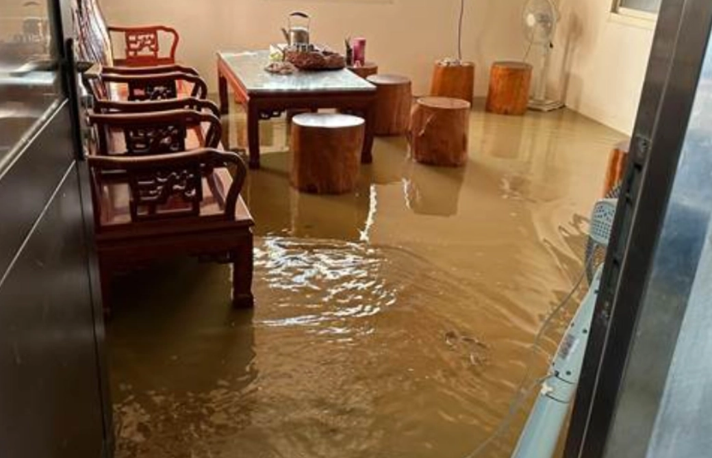 梦见地板淹水 梦见地板淹水