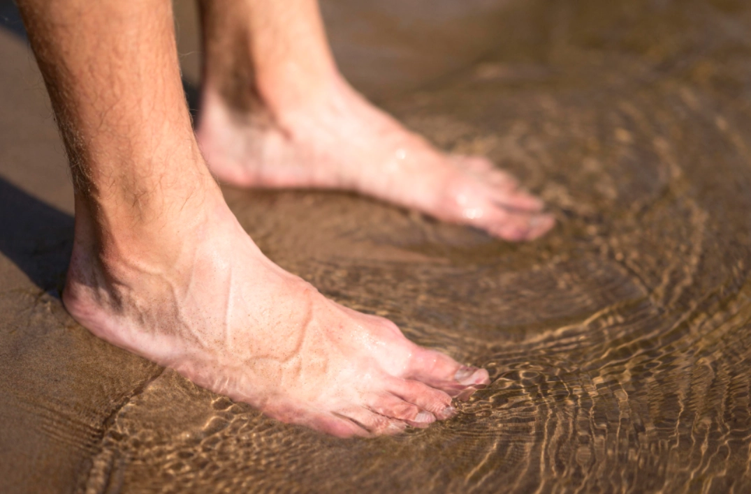 夢見水浸腳解夢 夢見水浸腳解夢
