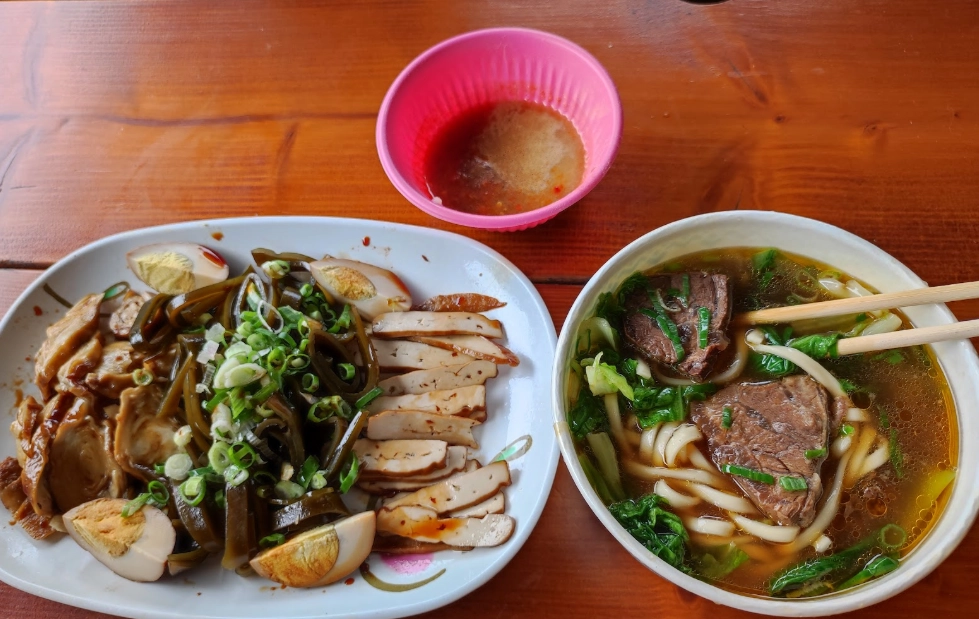 金崙車站附近小吃 金崙車站附近小吃