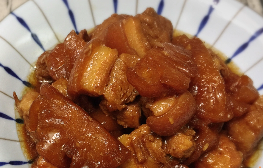 蔭鳳梨滷肉餐廳