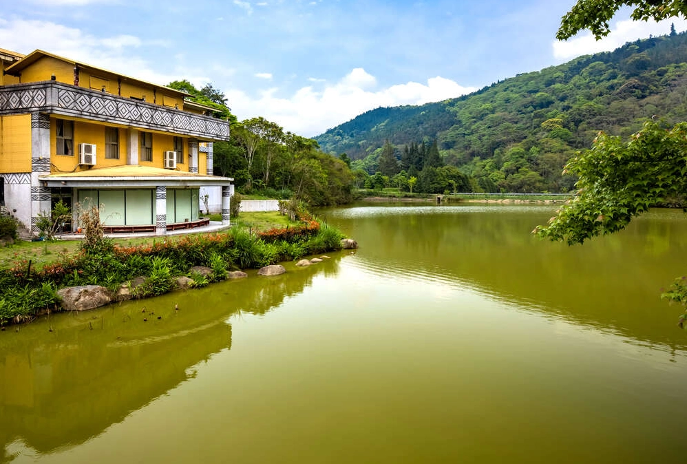 情侶旅遊苗栗 情侶旅遊苗栗