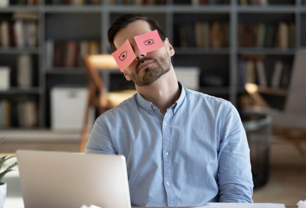 見面就想睡覺 見面就想睡覺