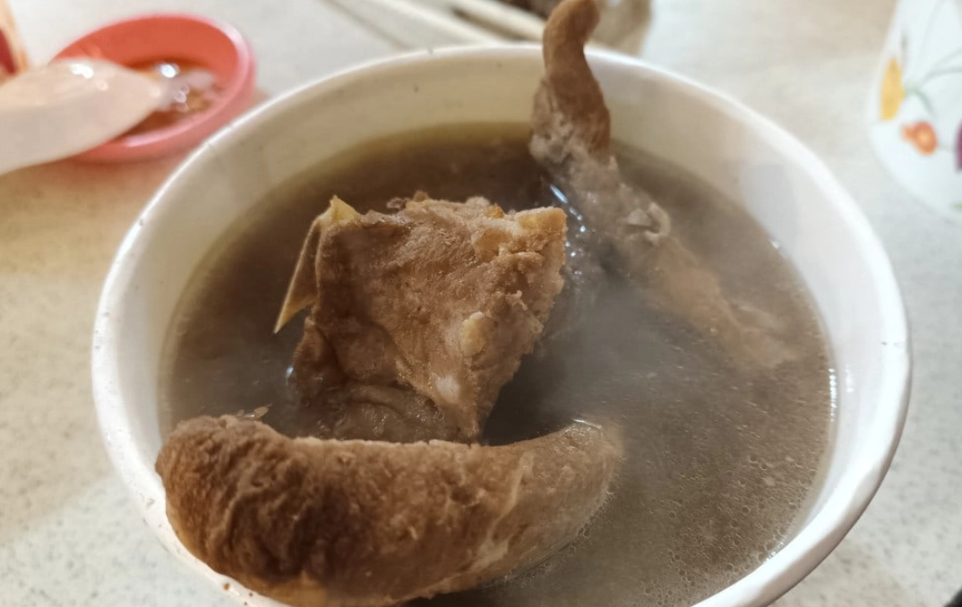 松山火車站美食