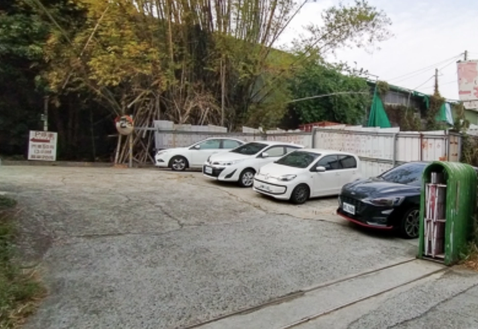 台南素食餐廳 停車場 台南素食餐廳 停車場
