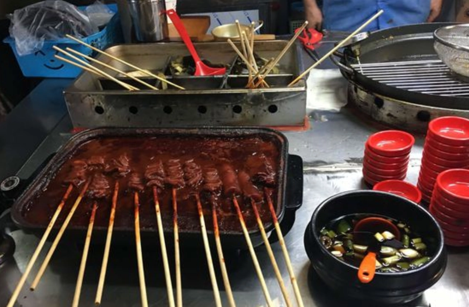 布帳馬車一條街