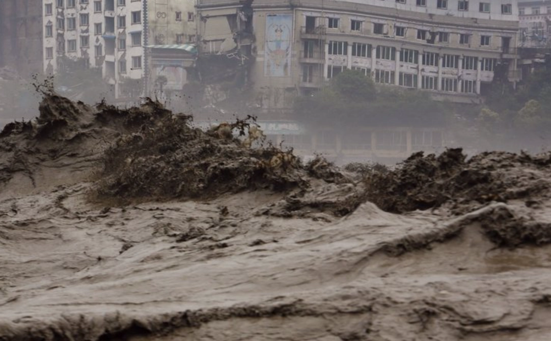 夢到大水衝過來 解夢 夢到大水衝過來 解夢