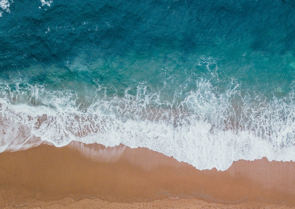 海浪 危險 注意