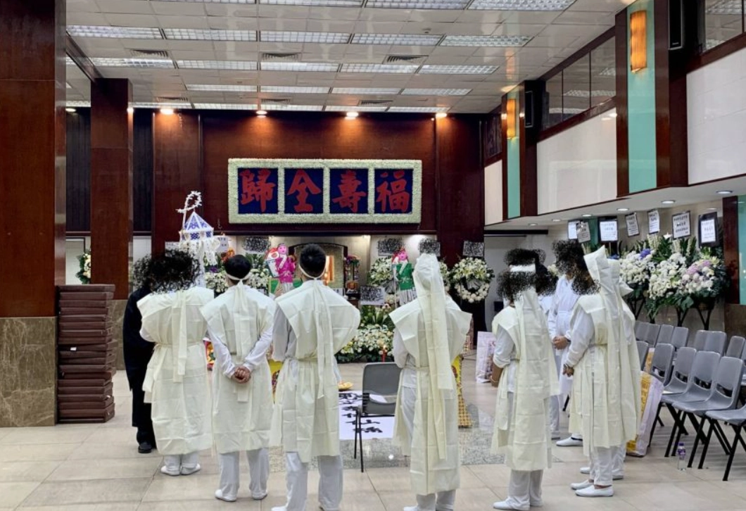 夢見親人喪禮 意義